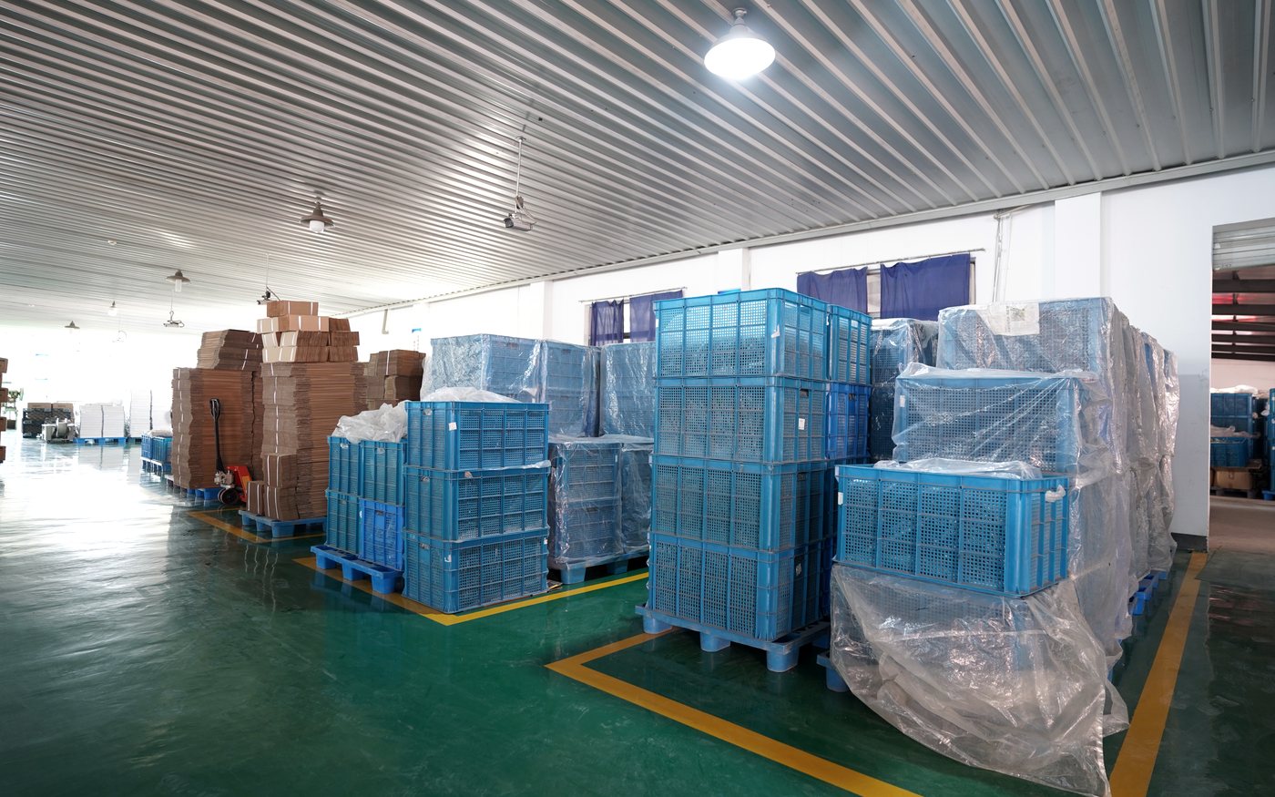 Real packaging area photo without visible customer names